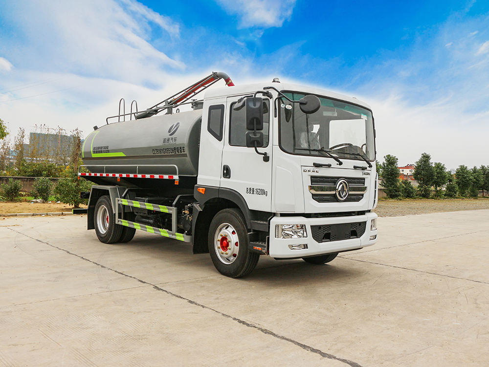 CLT5161GXEEQ6型吸糞車